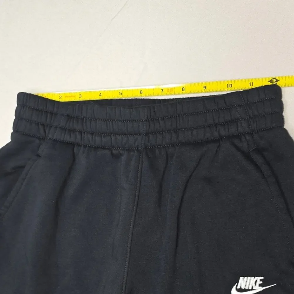 Nike Club Fleece Cargo Jogger Pants Youth Size L